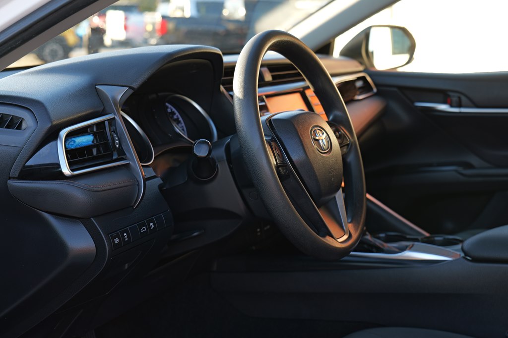 Used Car 2018 Toyota Camry  Le For Sale Under $20,000 In Baker, Louisiana