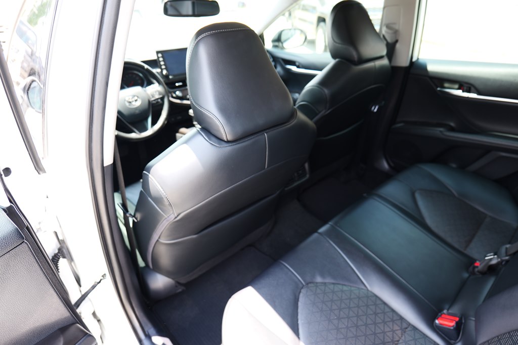 Photo 30 of this TOYOTA CAMRY