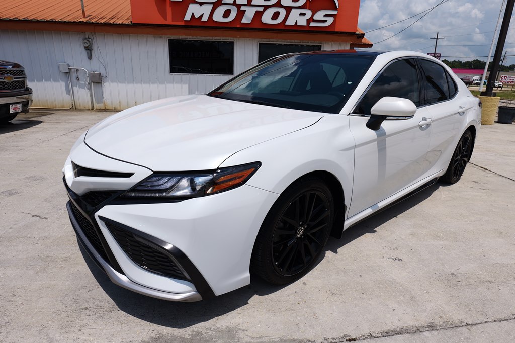 Photo 9 of this TOYOTA CAMRY