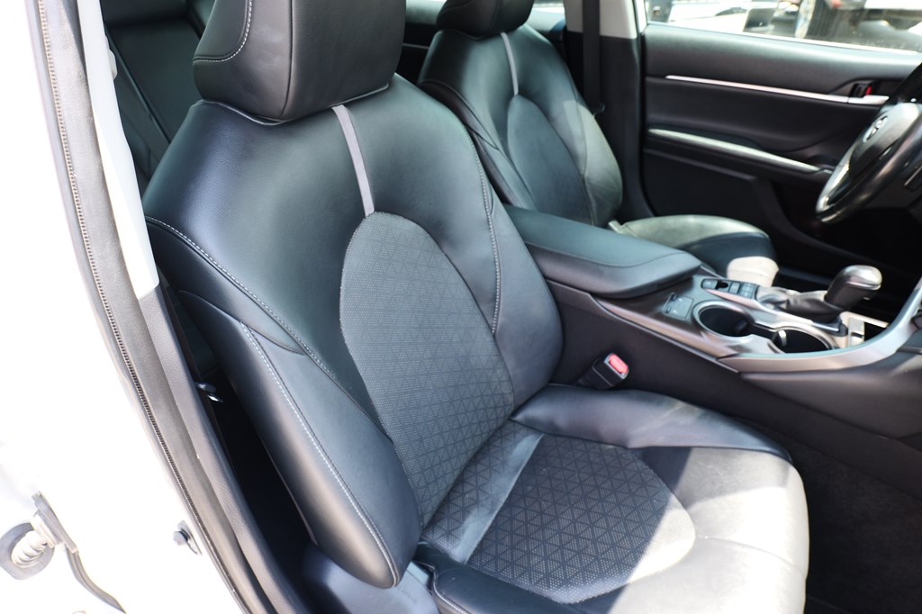 Photo 42 of this TOYOTA CAMRY