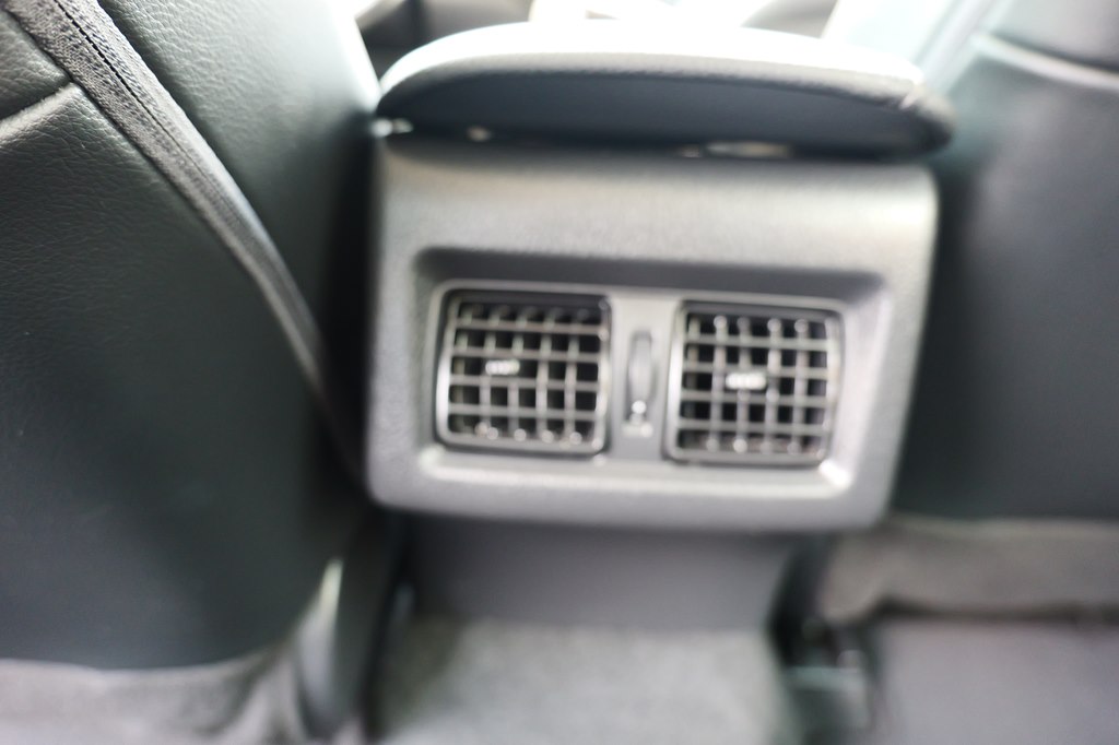 Photo 35 of this TOYOTA CAMRY