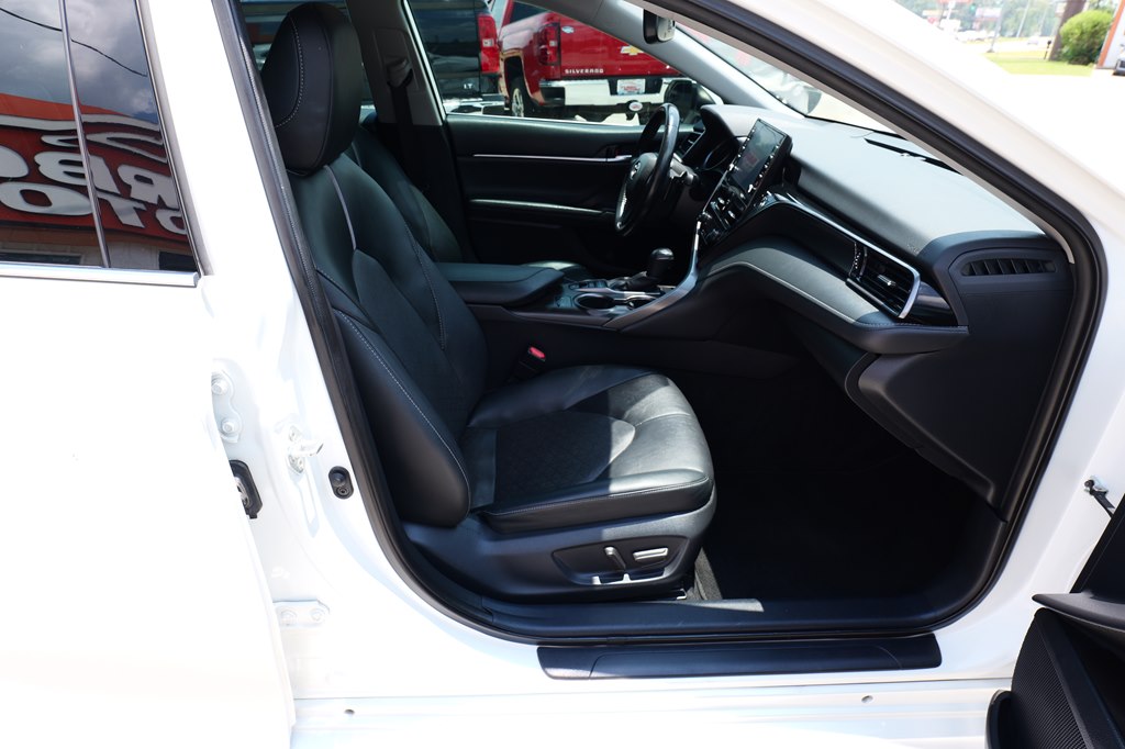 Photo 41 of this TOYOTA CAMRY