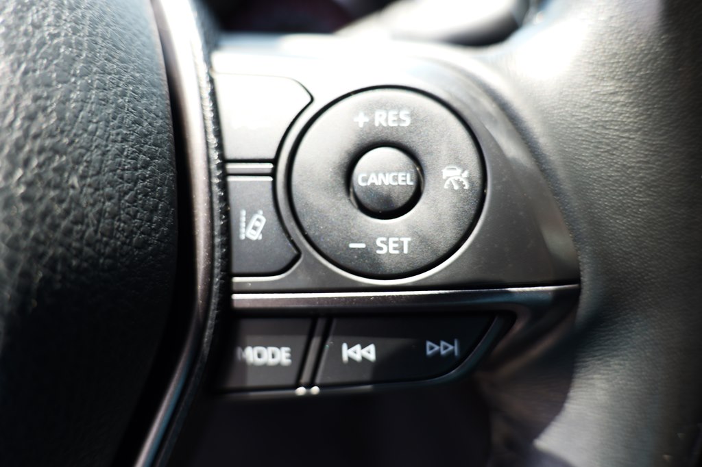 Photo 18 of this TOYOTA CAMRY