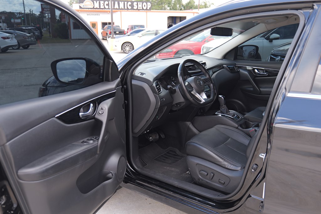Used Car 2017 Nissan Rogue Sport  Sl For Sale Under $15,000 In Baker, Louisiana