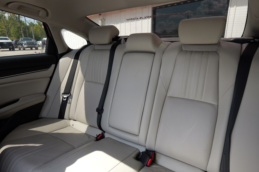 Used Car 2022 Honda Accord  Exl For Sale Under $25,000 In Baker, Louisiana