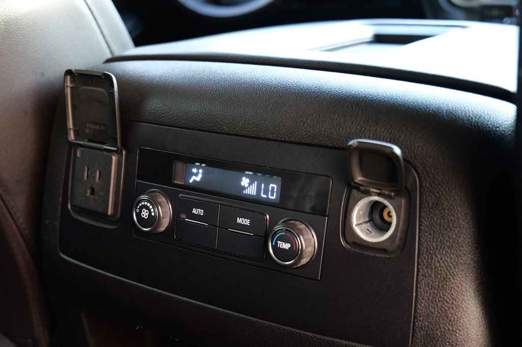 Used Car 2018 Chevrolet Tahoe  1500 Lt For Sale Under $25,000 In Baker, Louisiana