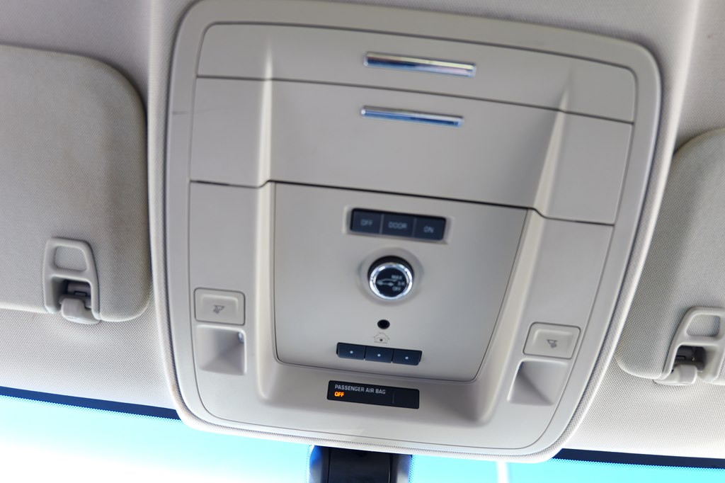 Photo 30 of this CADILLAC ESCALADE
