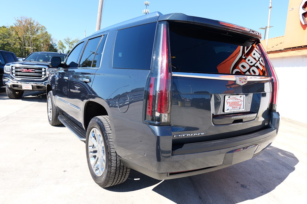 Photo 7 of this CADILLAC ESCALADE