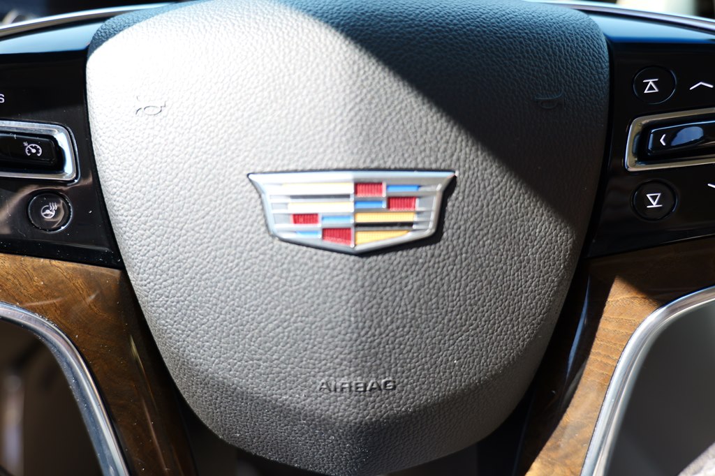 Photo 20 of this CADILLAC ESCALADE