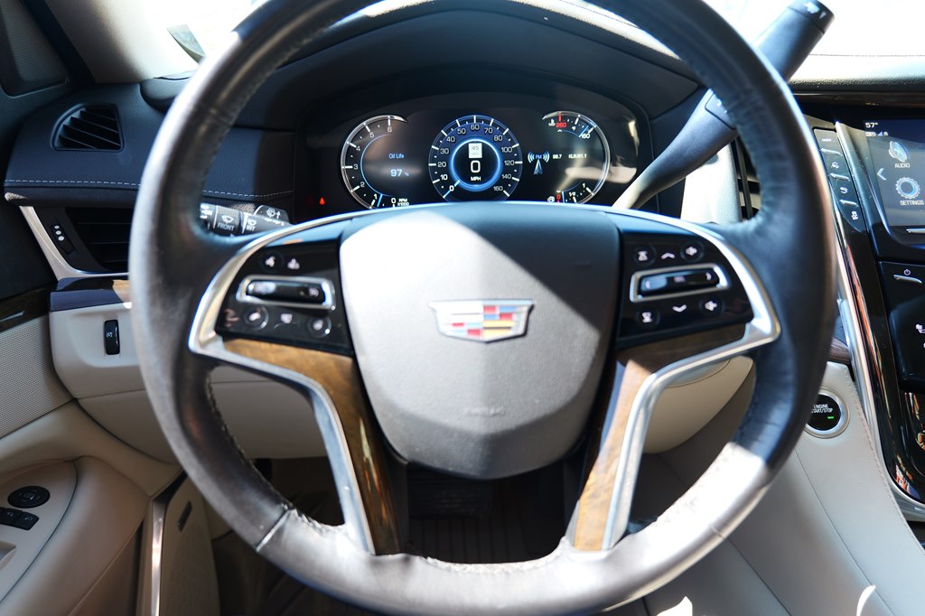 Photo 17 of this CADILLAC ESCALADE