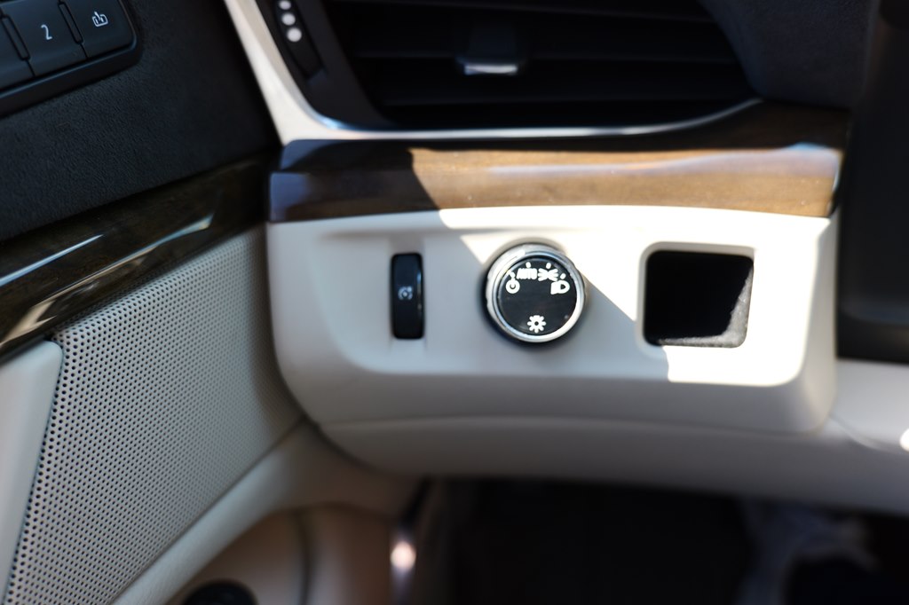 Photo 16 of this CADILLAC ESCALADE