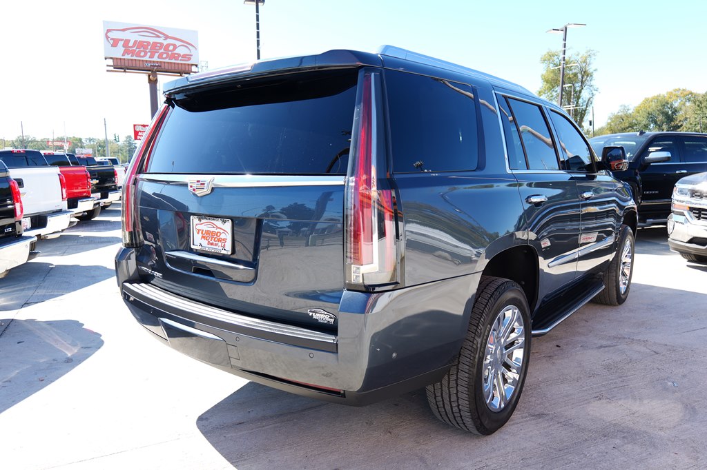 Photo 5 of this CADILLAC ESCALADE