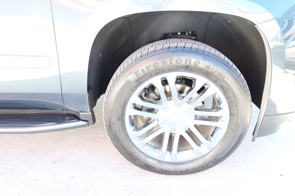 Photo 52 of this CADILLAC ESCALADE