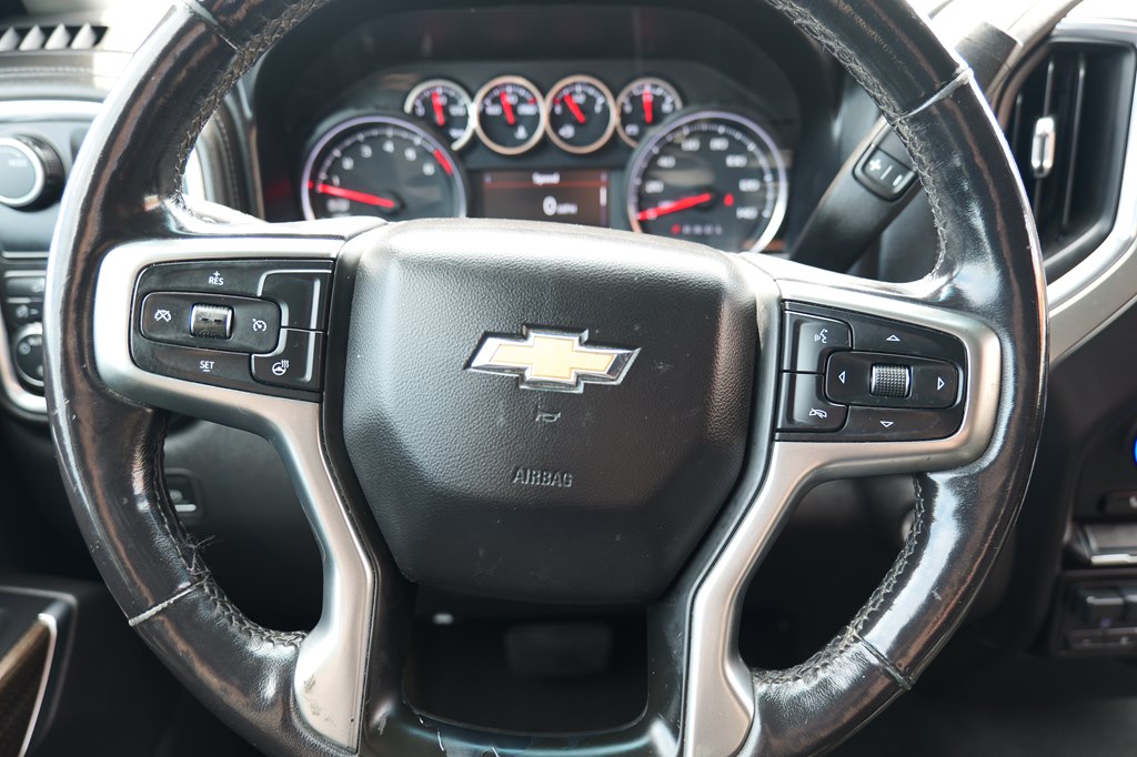 Photo 16 of this CHEVROLET SILVERADO 1500