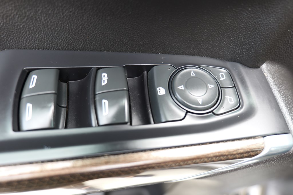 Photo 14 of this CHEVROLET SILVERADO 1500