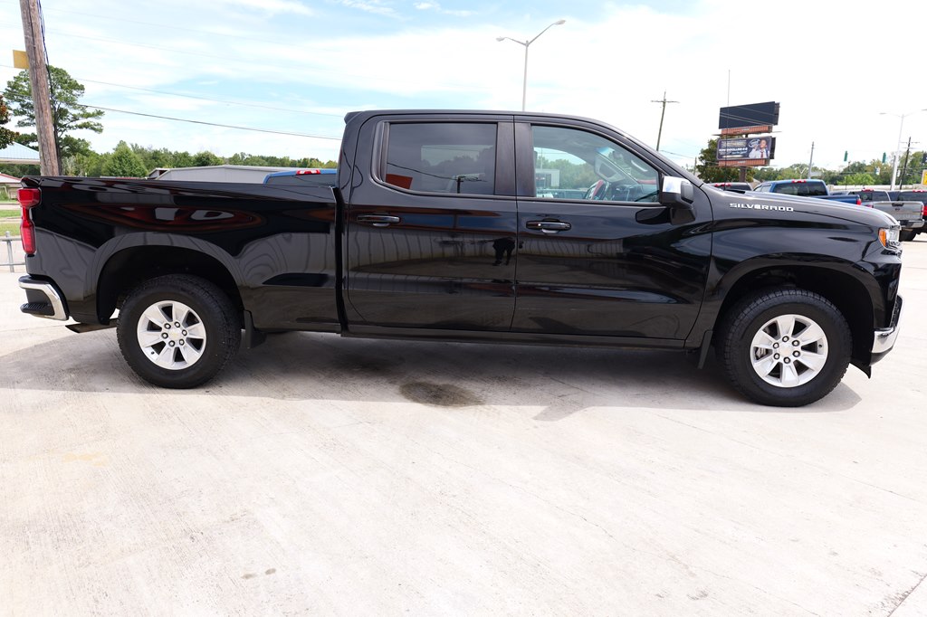 Photo 4 of this CHEVROLET SILVERADO 1500