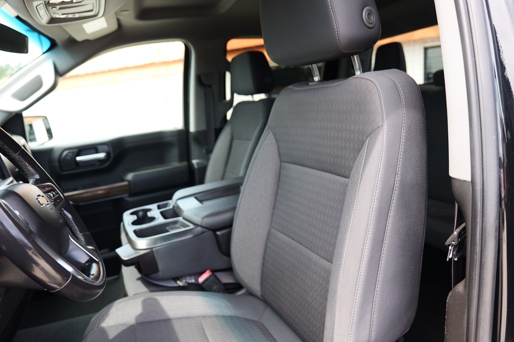 Photo 12 of this CHEVROLET SILVERADO 1500