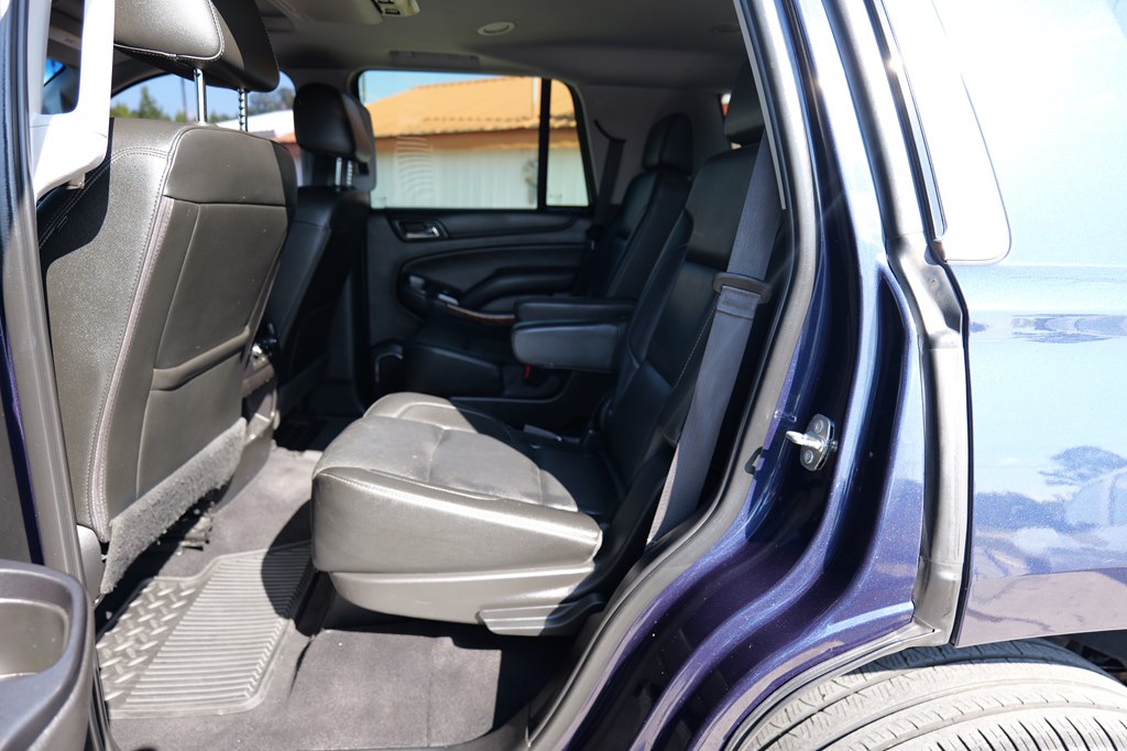 Photo 37 of this CHEVROLET TAHOE