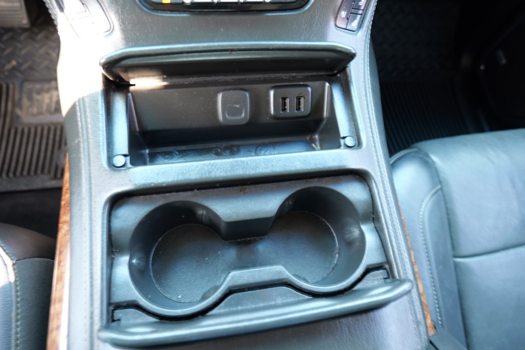 Photo 29 of this CHEVROLET TAHOE