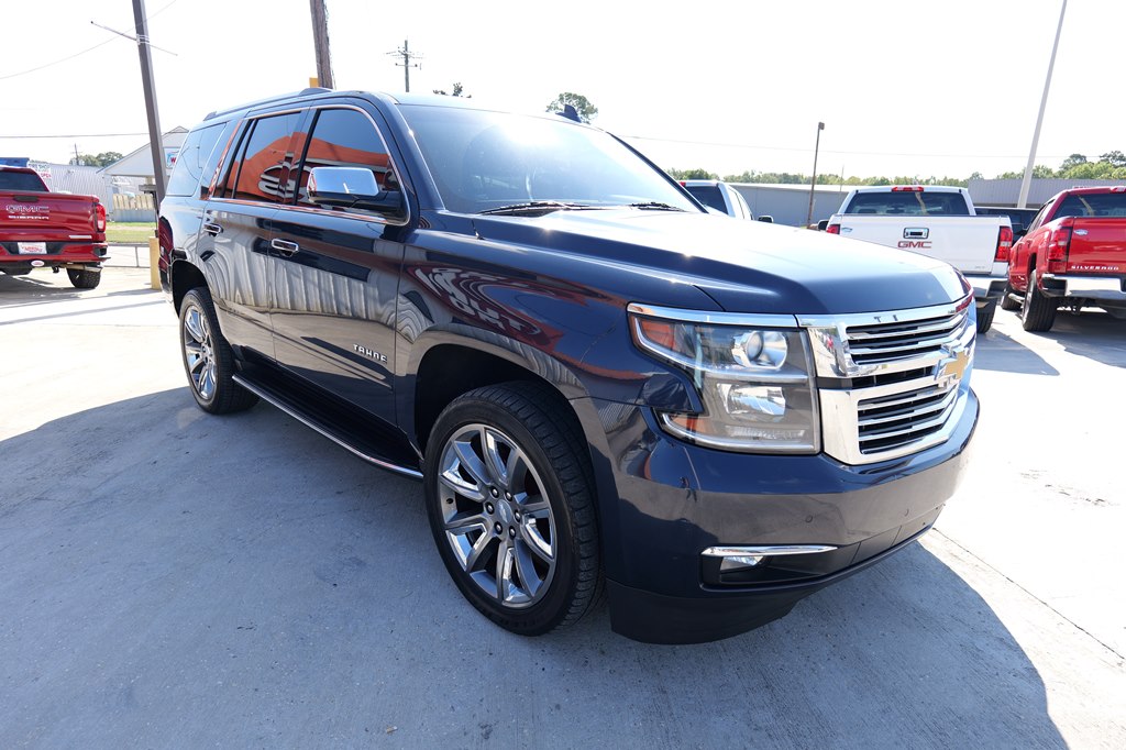 Photo 3 of this CHEVROLET TAHOE