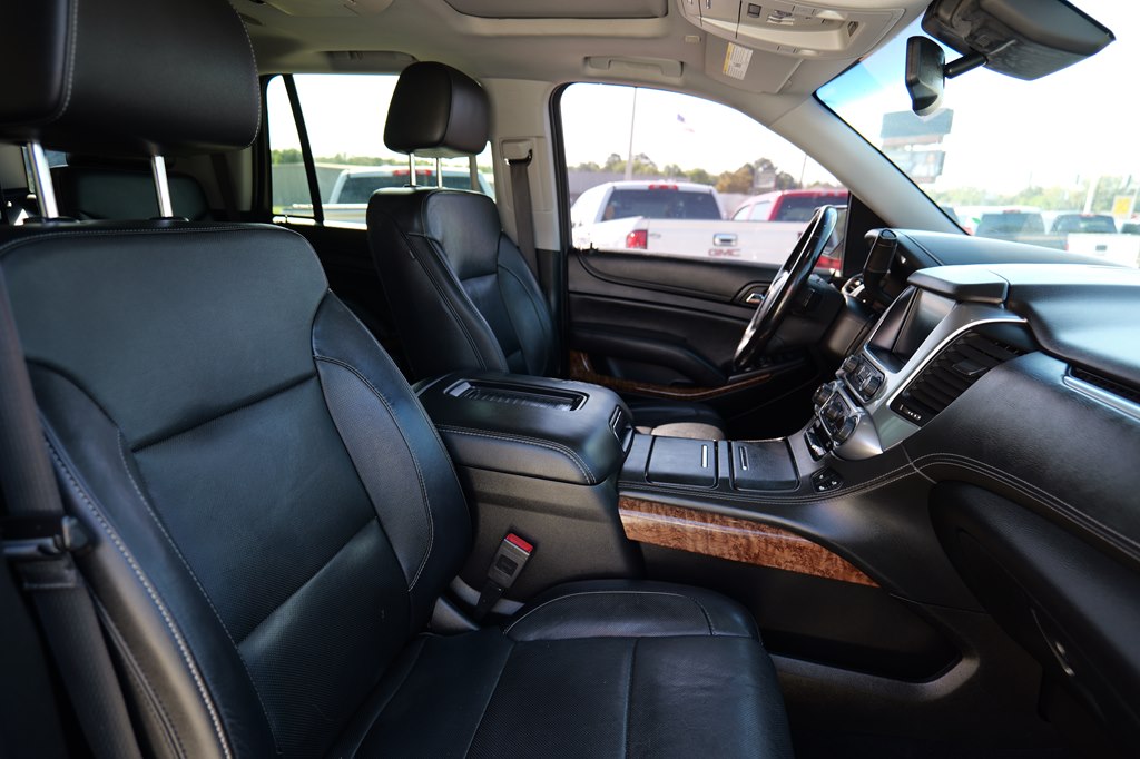 Photo 53 of this CHEVROLET TAHOE