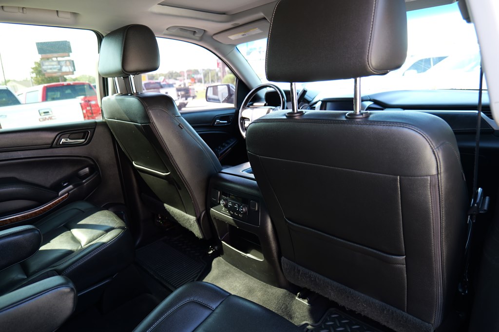 Photo 49 of this CHEVROLET TAHOE
