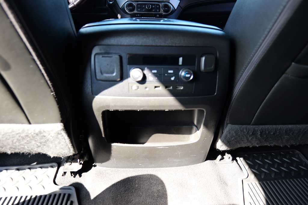 Photo 42 of this CHEVROLET TAHOE