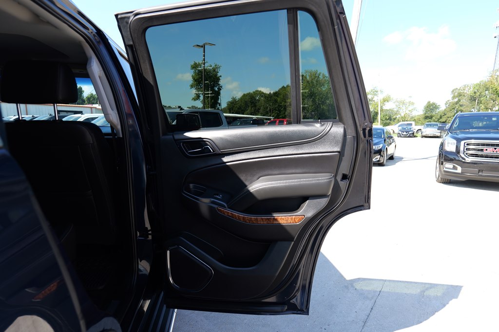 Photo 50 of this CHEVROLET TAHOE