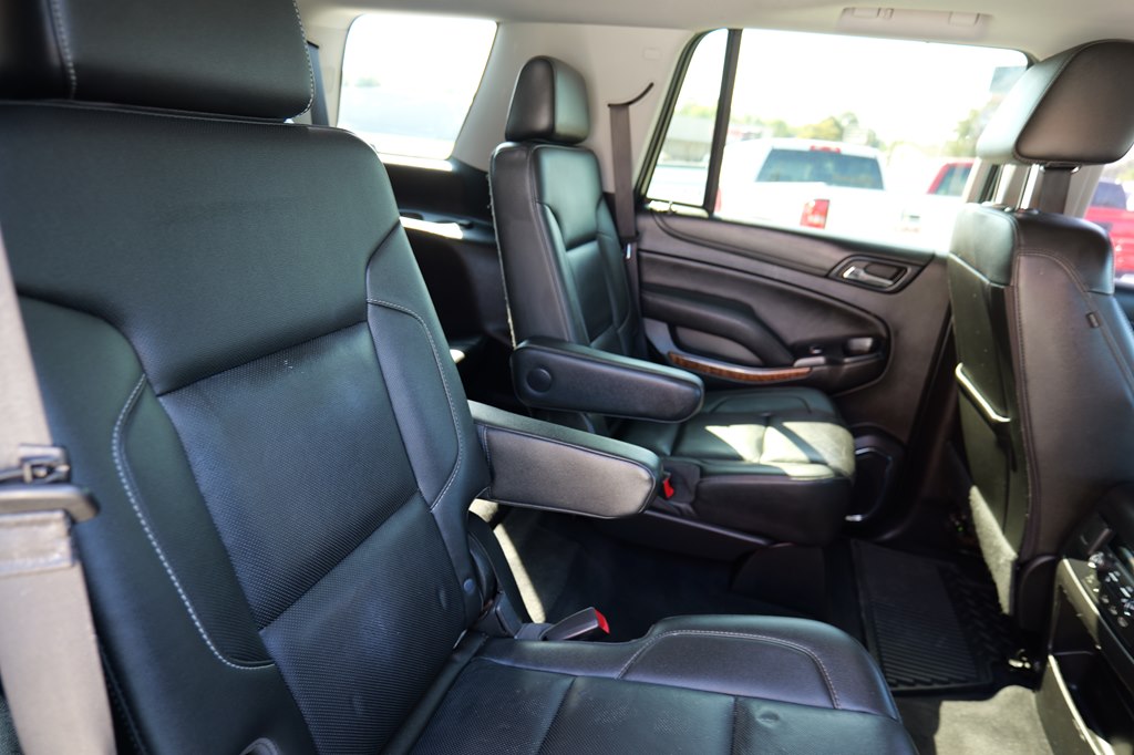 Photo 48 of this CHEVROLET TAHOE