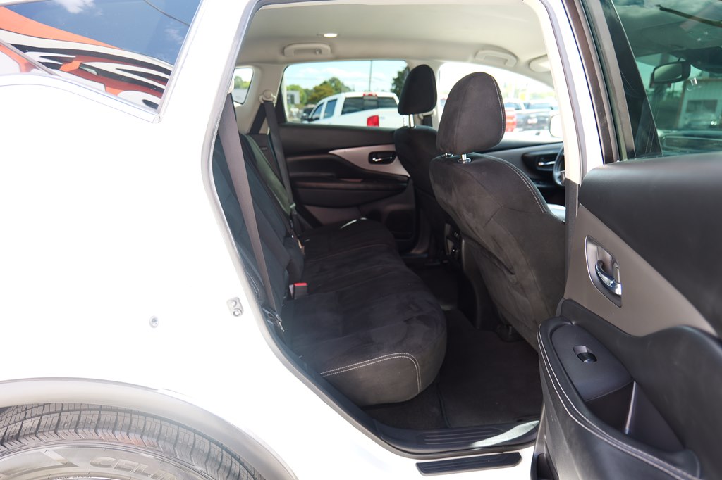 Photo 39 of this NISSAN MURANO