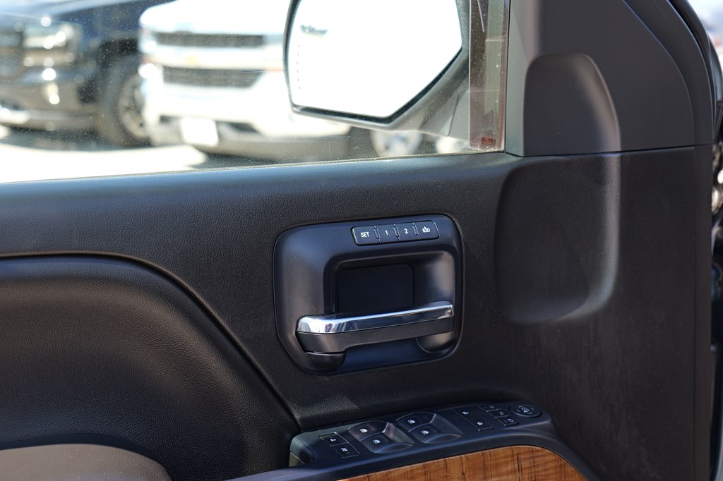 Used Car 2014 Gmc Sierra  1500 Slt For Sale Under $25,000 In Baker, Louisiana