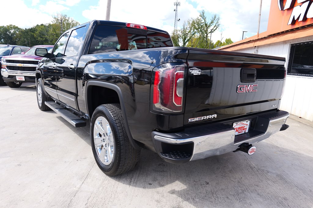 Photo 7 of this GMC SIERRA