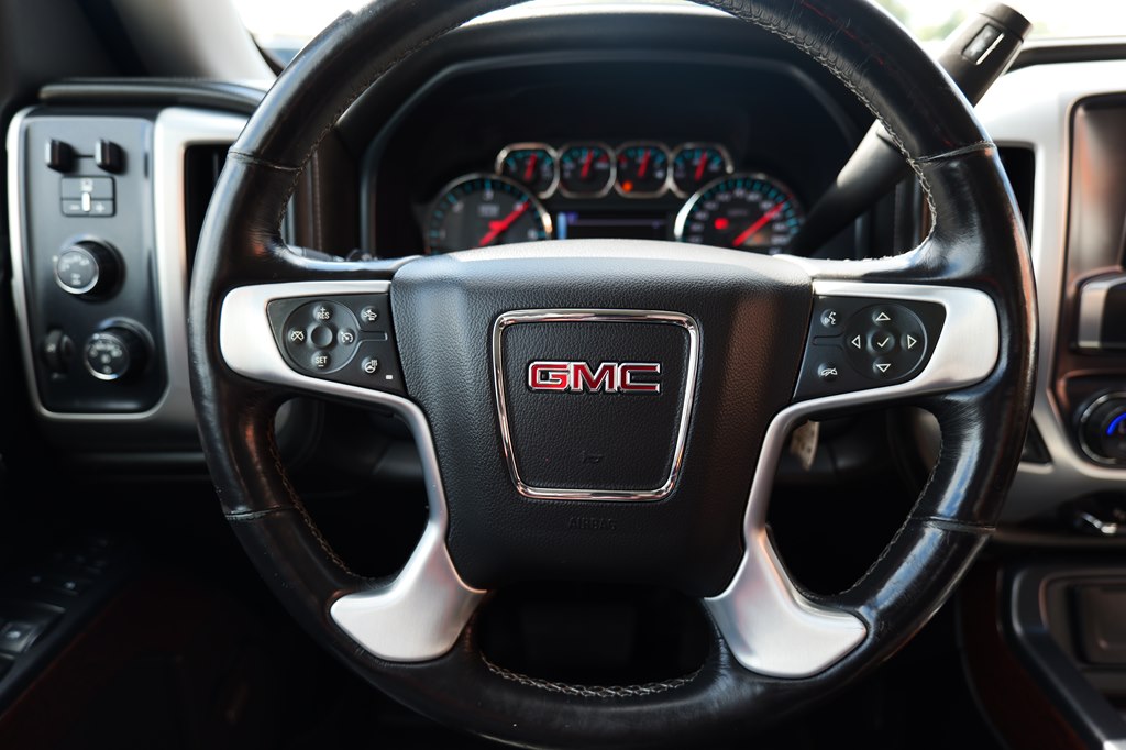 Photo 17 of this GMC SIERRA