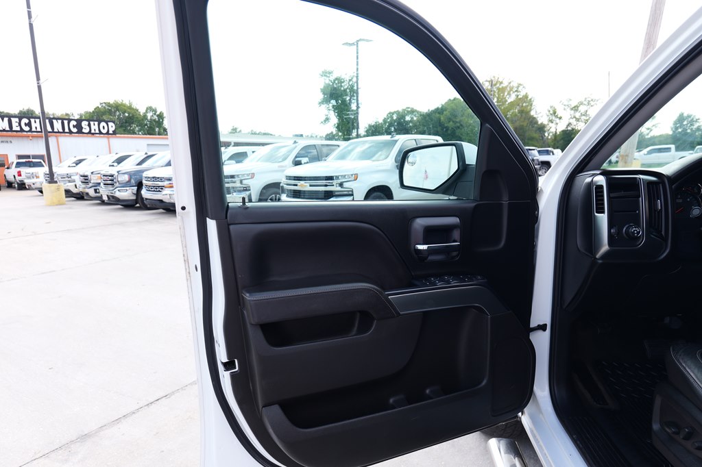 Photo 13 of this CHEVROLET SILVERADO 1500