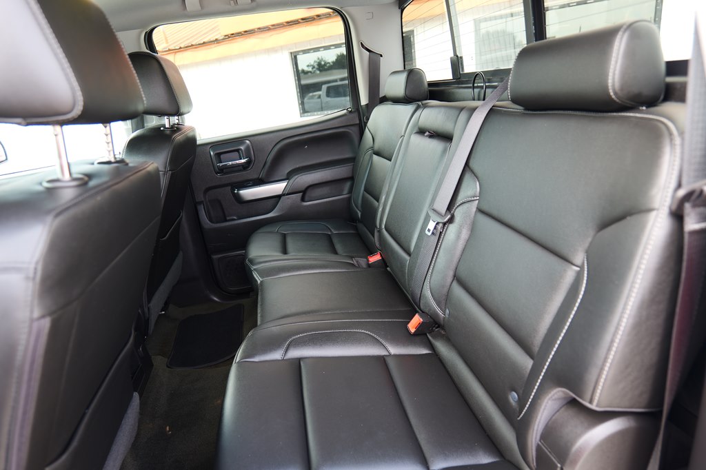 Photo 32 of this CHEVROLET SILVERADO 1500