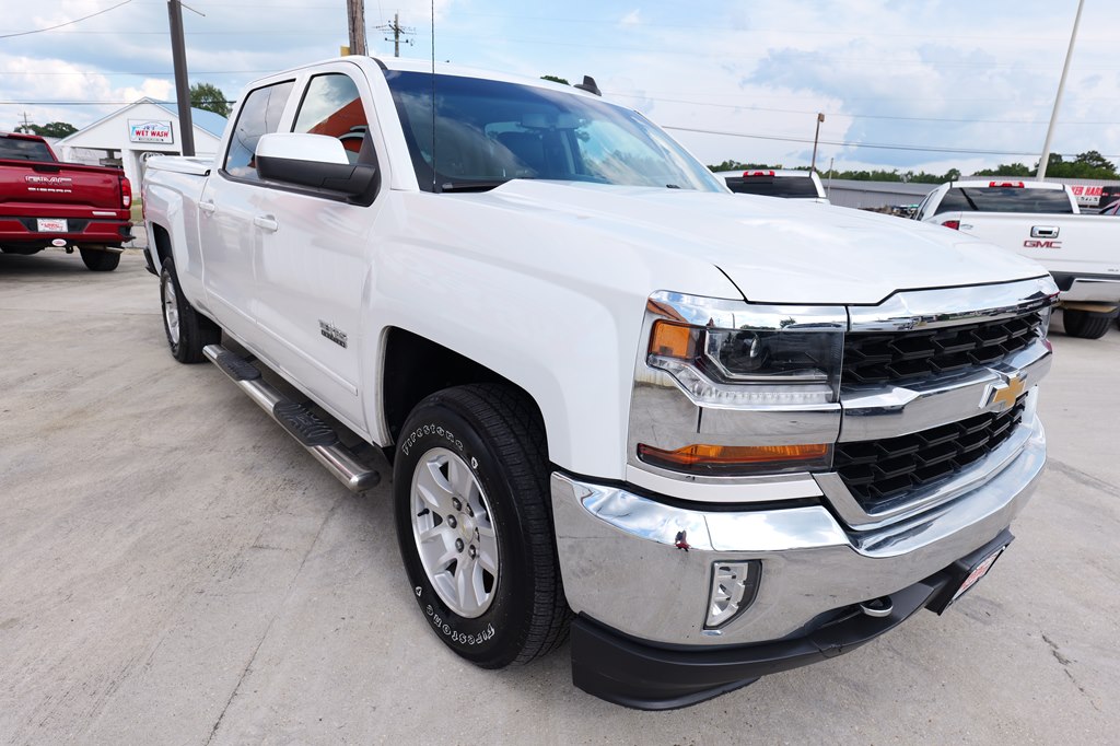 Photo 3 of this CHEVROLET SILVERADO 1500
