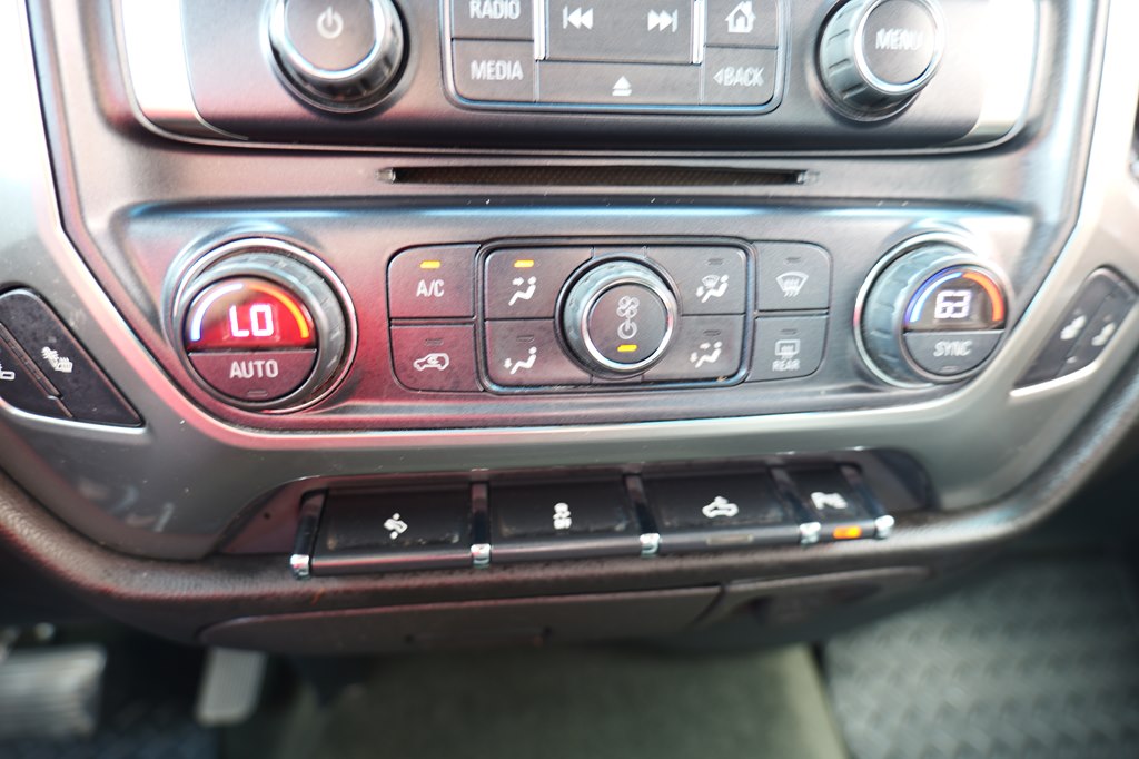 Photo 23 of this CHEVROLET SILVERADO 1500