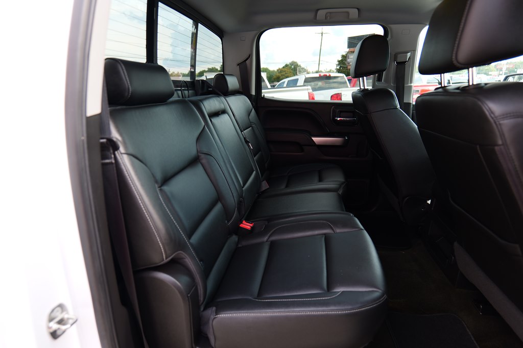 Photo 40 of this CHEVROLET SILVERADO 1500