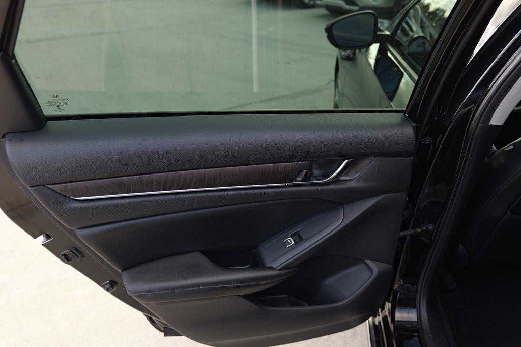 Used Car 2020 Honda Accord  Exl For Sale Under $25,000 In Baker, Louisiana