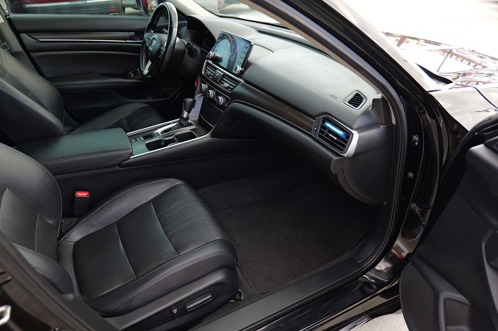 Used Car 2020 Honda Accord  Exl For Sale Under $25,000 In Baker, Louisiana