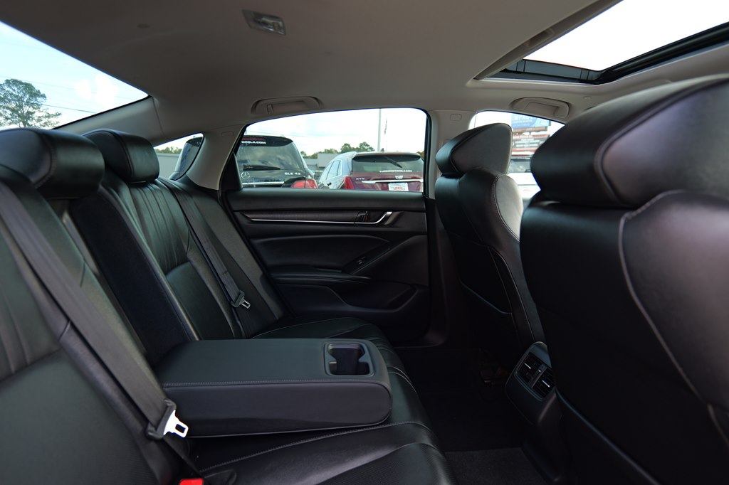 Used Car 2020 Honda Accord  Exl For Sale Under $25,000 In Baker, Louisiana