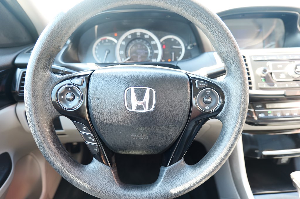 Photo 16 of this HONDA ACCORD
