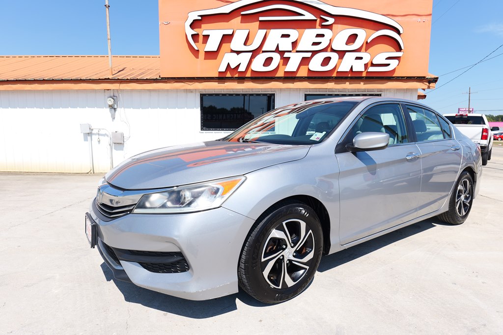 2017 HONDA ACCORD