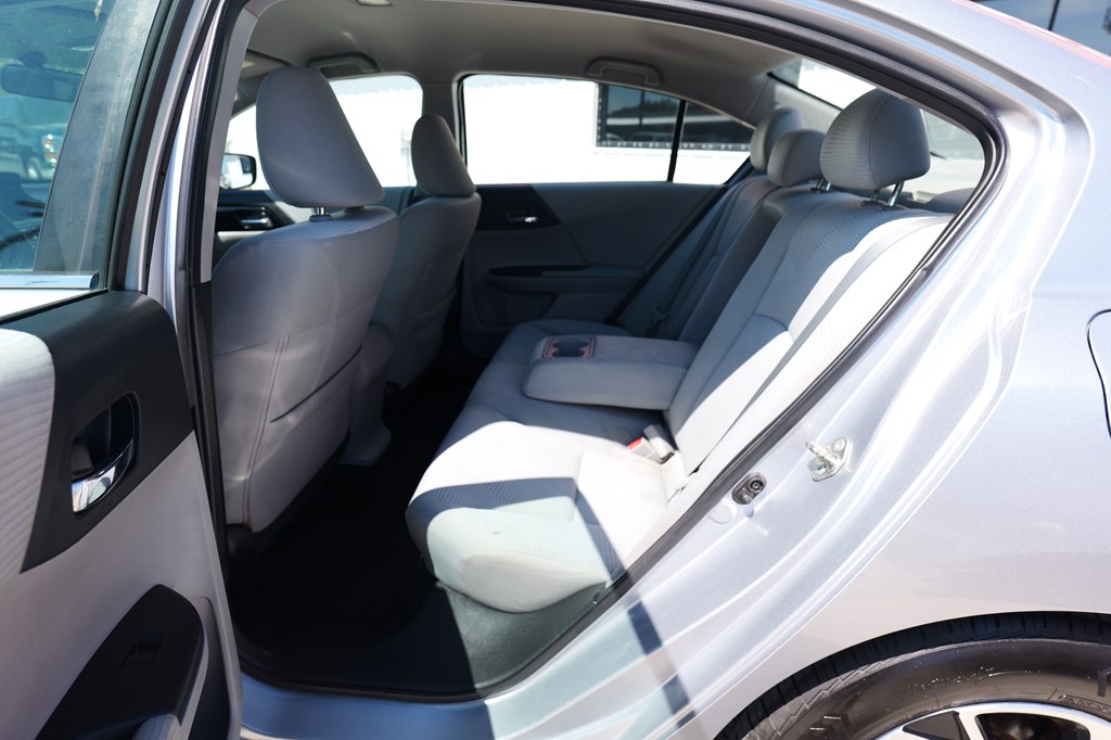 Photo 29 of this HONDA ACCORD