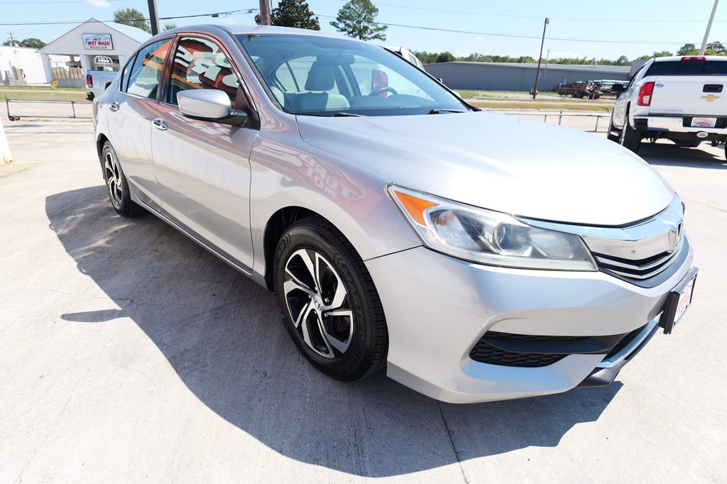 Photo 3 of this HONDA ACCORD