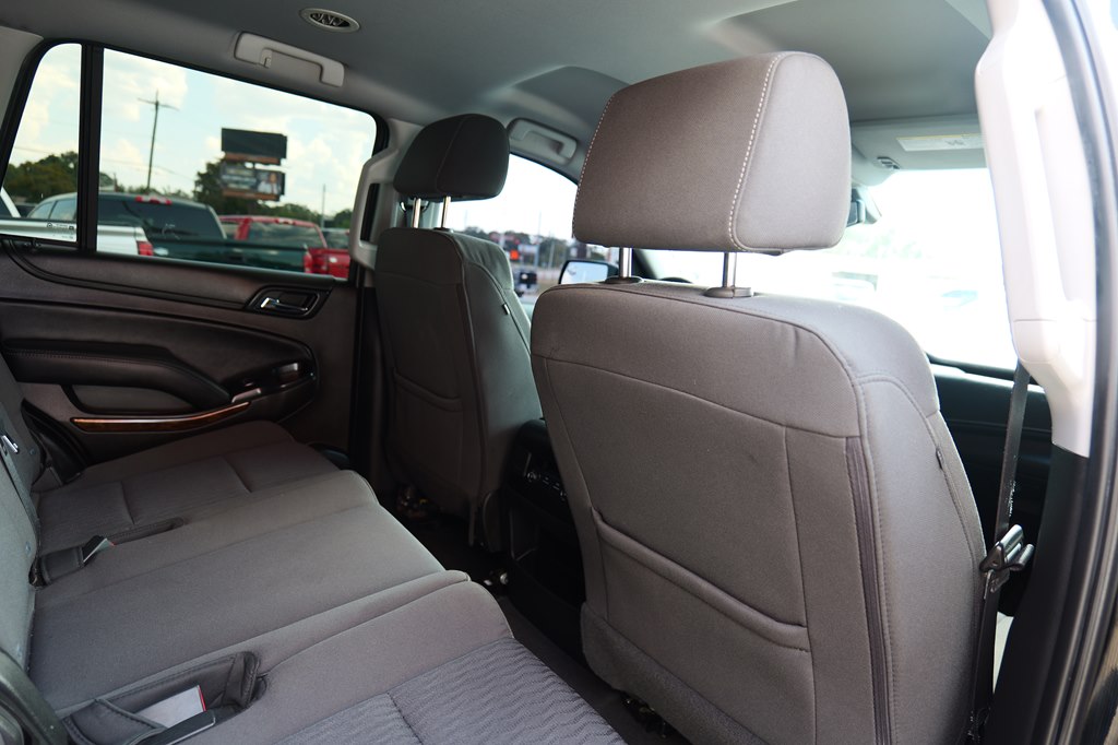 Photo 40 of this CHEVROLET TAHOE