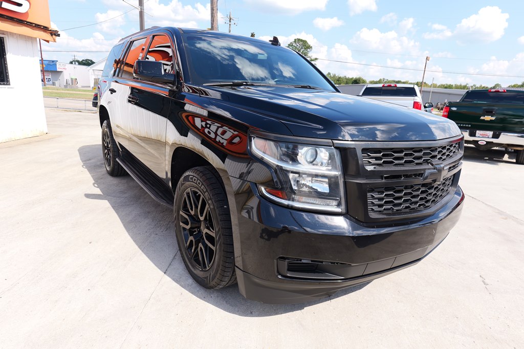 Photo 3 of this CHEVROLET TAHOE