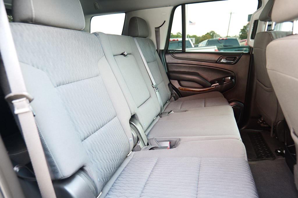 Photo 39 of this CHEVROLET TAHOE
