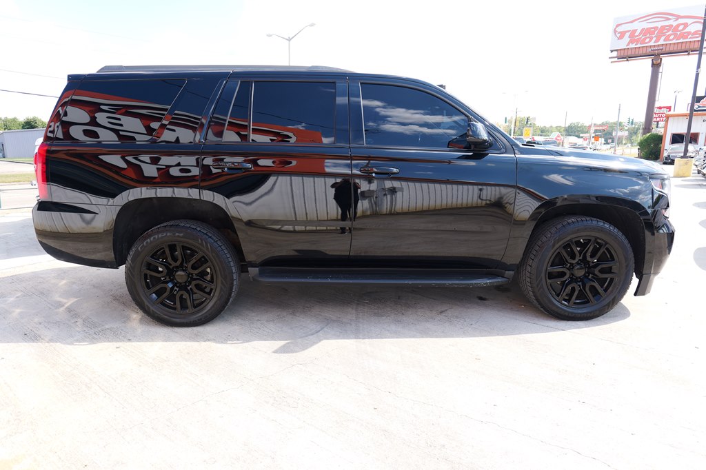 Photo 4 of this CHEVROLET TAHOE
