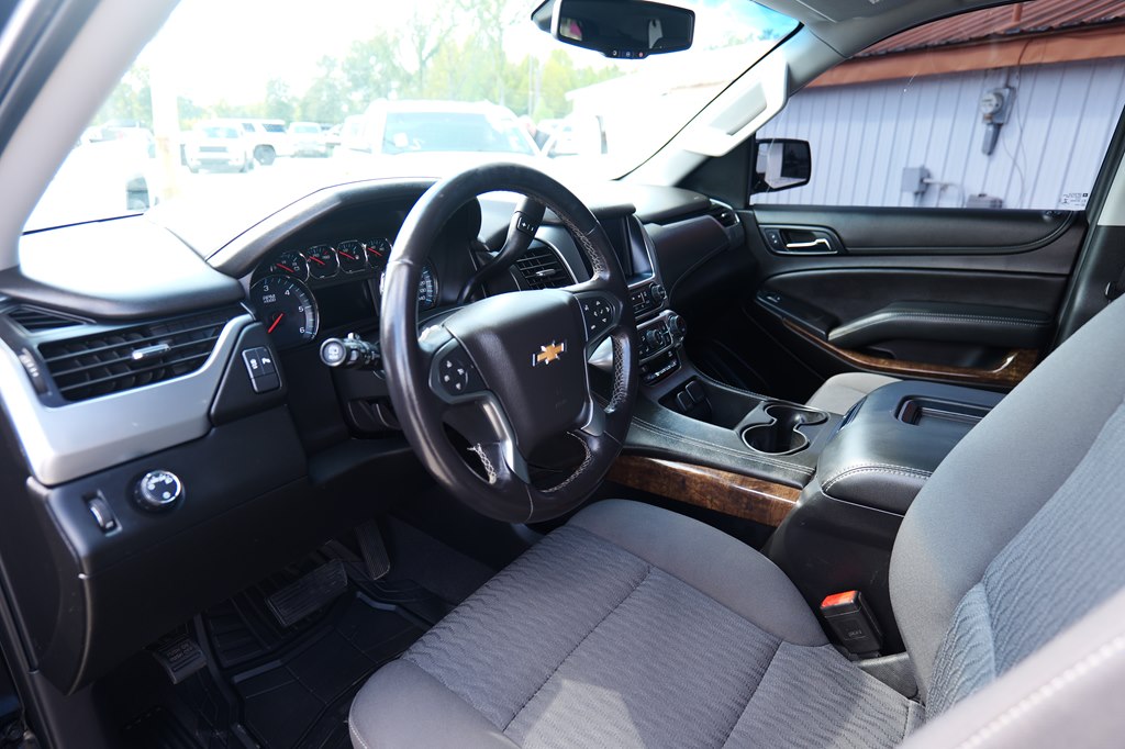 Photo 11 of this CHEVROLET TAHOE